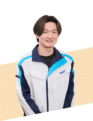 先輩社員の声
